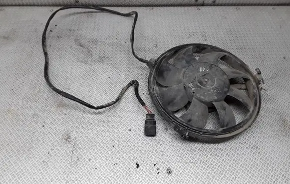 Volkswagen PASSAT B5.5 Electric radiator cooling fan