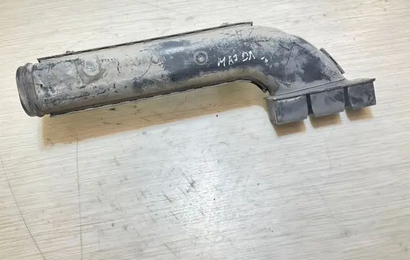 Mazda 3 I Air intake duct part 8N619E635AG