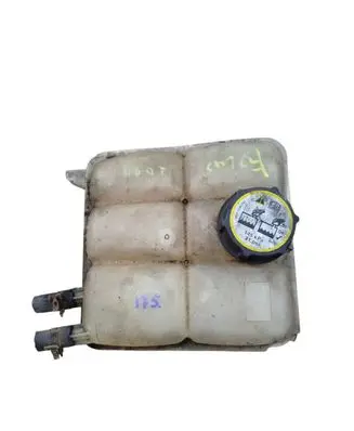 Ford Focus Coolant expansion tank/reservoir 3M5H8K218AJ