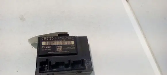 Audi Q7 4L Door control unit/module 4L0959795B