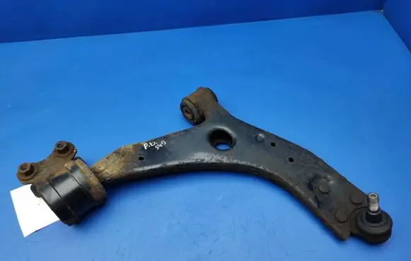 Volvo S40 Front lower control arm/wishbone