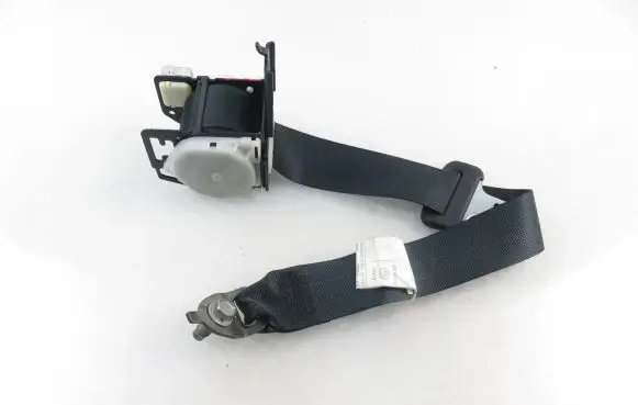 Infiniti M Rear seatbelt TKAB2EG576