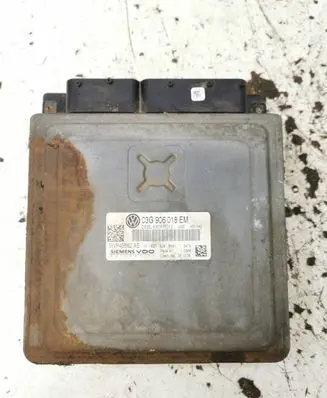 Volkswagen PASSAT B6 Engine control unit/module 03G906018EM 5WP45562AE