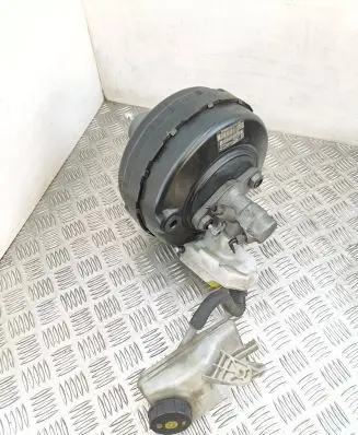 Opel Zafira C Brake booster 13308772