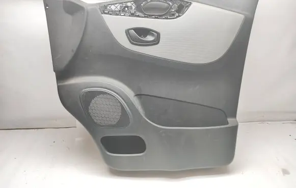 Renault Trafic III (X82) Front door card panel trim