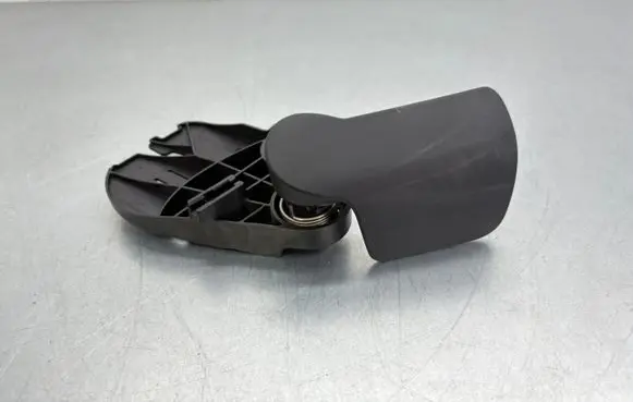 Porsche Macan (95B) Engine bonnet (hood) release handle 8R1823633 8T1823533