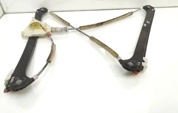 Peugeot 308 Front window lifting mechanism without motor 8P4837462A
