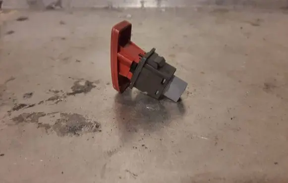 Toyota Auris 150 Hazard light switch