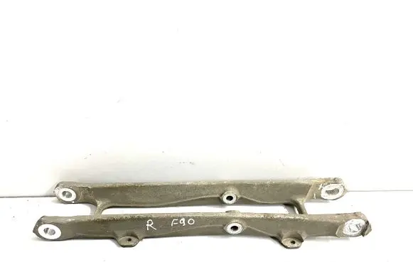 BMW M5 F90 Rear upper control arm/wishbone 8091698