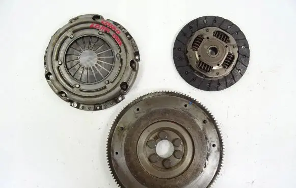 Skoda Citigo Clutch set kit 03D141025D