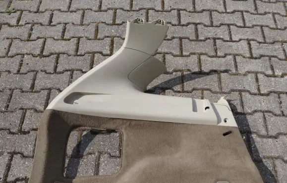 Trunk/boot side trim panel