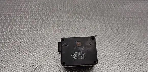 Land Rover Discovery Intake manifold valve actuator/motor 0637004930