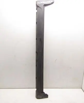 Opel Crossland X Front sill (body part) 111738