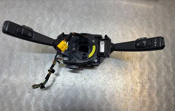 Volvo V60 Wiper turn signal indicator stalk/switch 31343014