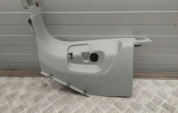 Audi Q7 4M Foot area side trim 4M1867271C