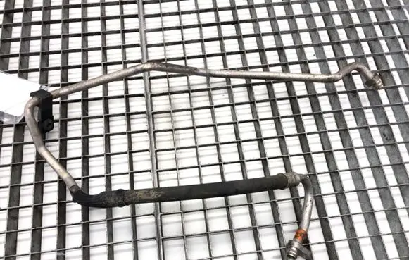 Peugeot 207 Air conditioning (A/C) pipe/hose 