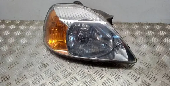 KIA Rio Headlight/headlamp 92102FD0