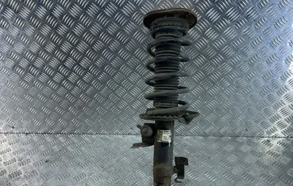 Front shock absorber with coil spring