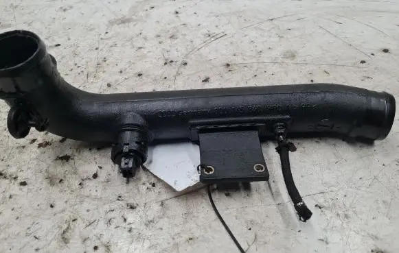 Audi A4 S4 B5 8D Intercooler hose/pipe 8D0145840