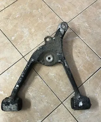 Mercedes-Benz ML W163 Front lower control arm/wishbone