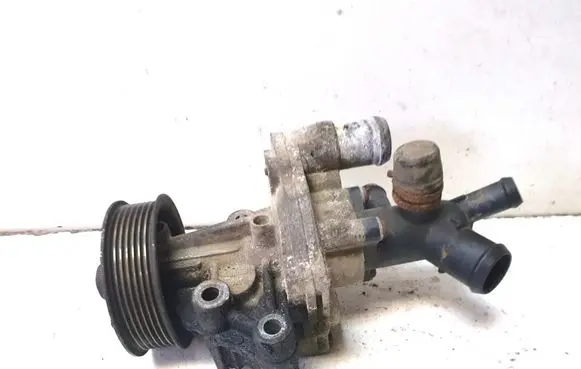 Ford Ranger Water pump BK308A558