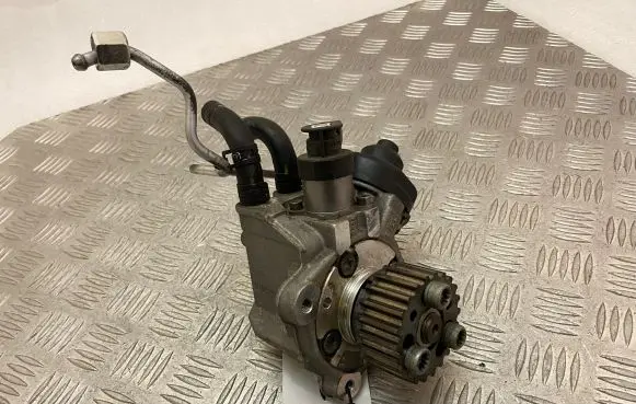 Audi A5 Sportback 8TA Fuel injection high pressure pump 03L130755AC