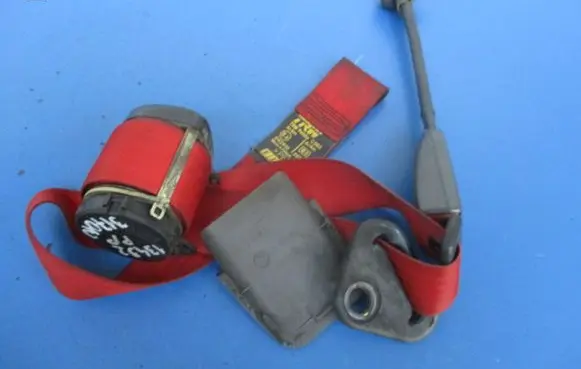 Fiat Punto (176) Front seatbelt