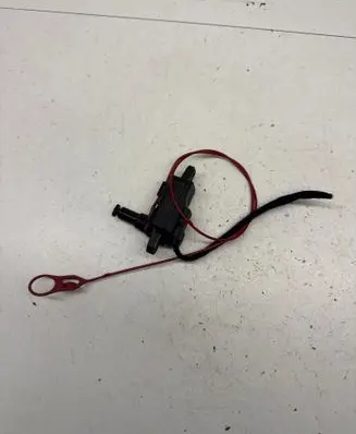 Audi A3 S3 8V Fuel tank cap lock motor 8V0862153A
