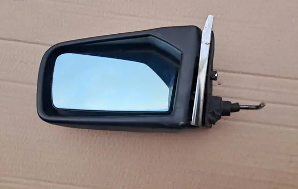 Mercedes-Benz 280 450 W116 Manual wing mirror 1168100116