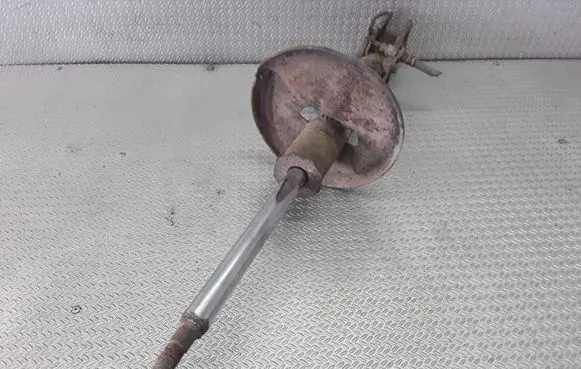 Toyota Camry Rear shock absorber/damper 334134