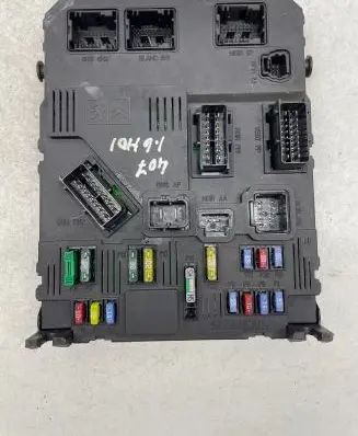 Peugeot 407 Comfort/convenience module 9655221080 BSIS0200 S120104700