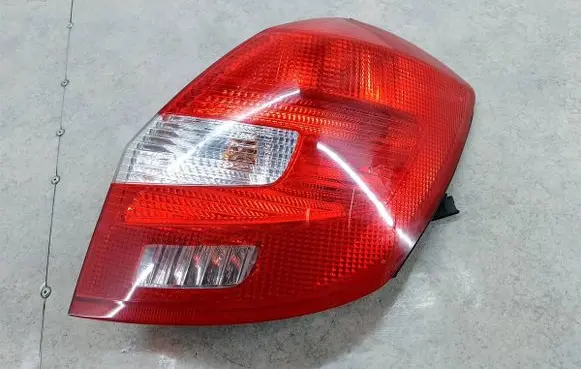 Skoda Fabia Mk2 (5J) Rear/tail lights 5J69450965J6945112