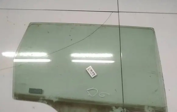 Honda FR-V Rear door window glass as2
