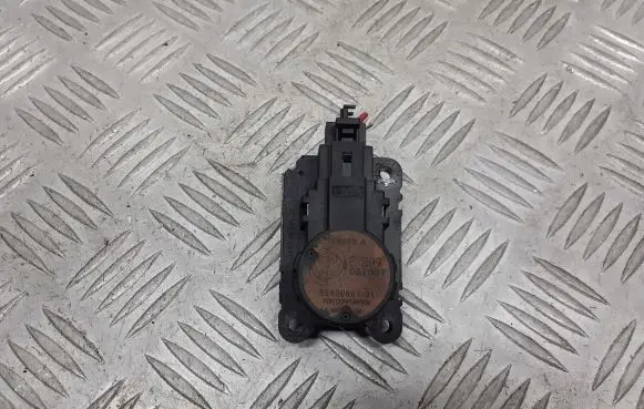 Alfa Romeo 147 Central body control module 52400867