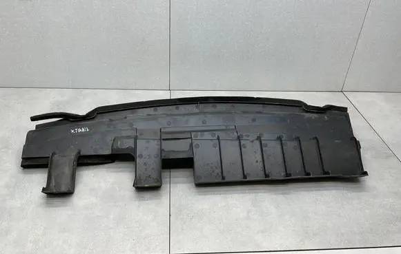 Nissan X-Trail T32 Intercooler air guide/duct channel 