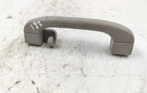 BMW 5 E39 Rear interior roof grab handle 8227593
