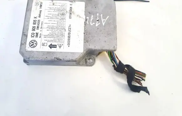 Skoda Superb B5 (3U) Airbag control unit/module 1c0909605k 5wk43125