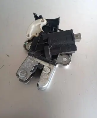 Audi A8 S8 D3 4E Tailgate/trunk/boot lock/catch/latch 4F5827505D