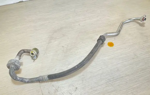 Ford Kuga I Air conditioning (A/C) pipe/hose