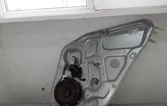 Hyundai Sonata Rear door window regulator with motor BBT1178 2600514