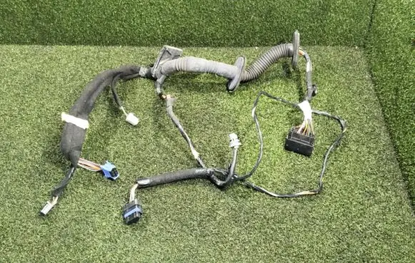 Renault Master III Front door wiring loom 8200778254 254358R 254358R4274