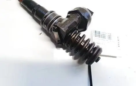 Volkswagen PASSAT B6 Fuel injector 038130073ag 0414720215