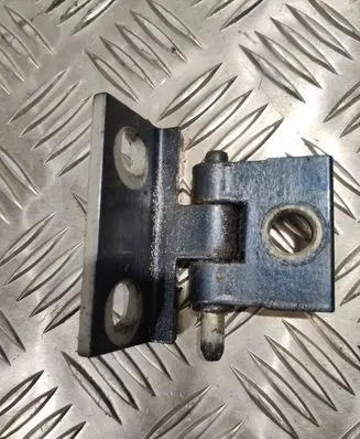 Volvo XC70 Rear door upper hinge