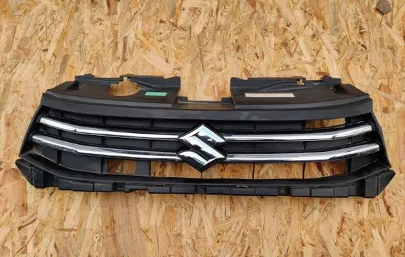 Suzuki Celerio Front bumper upper radiator grill 7174184M1