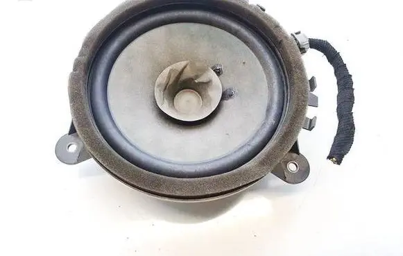 Volvo V50 Front door speaker 30657444