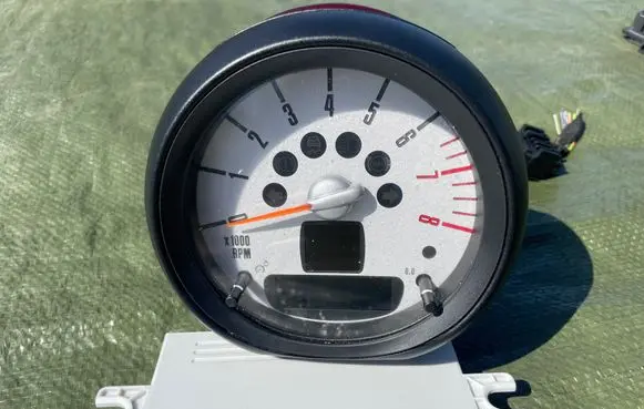 Mini One - Cooper Coupe R56 Tachometer 9306255 S01755208