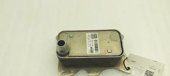 Mercedes-Benz A W176 Engine oil radiator A6511801065