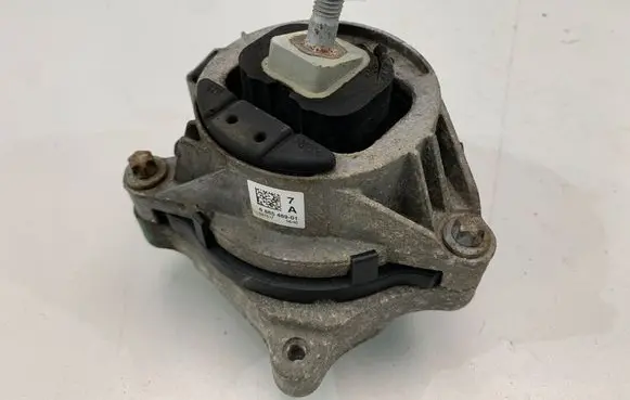 BMW 3 F30 F35 F31 Engine mount vacuum valve 6865469