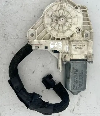 Audi A6 S6 C7 4G Front door window regulator motor 8K0959802B 10420240029