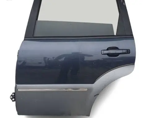 SsangYong Rexton Front door